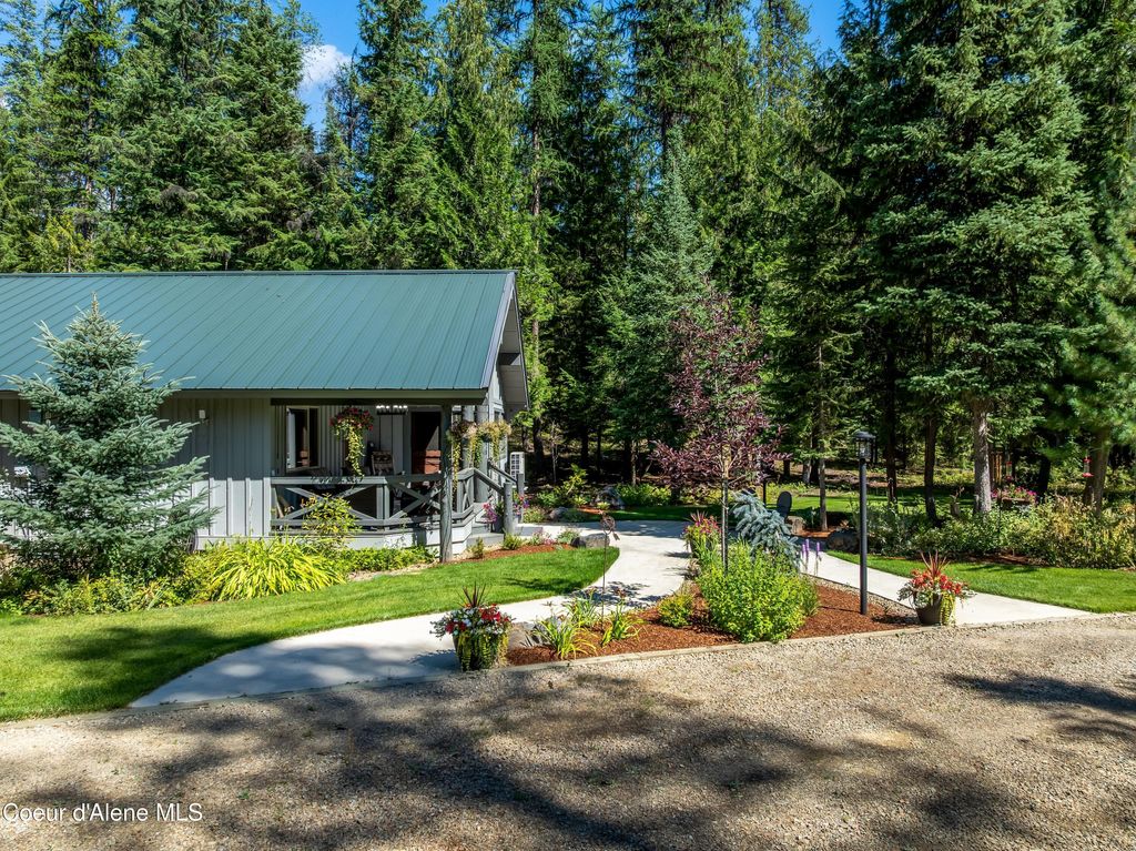 Photo of 2158 Reeder Creek Creek, Nordman, ID 83848 (MLS # 26-5120)