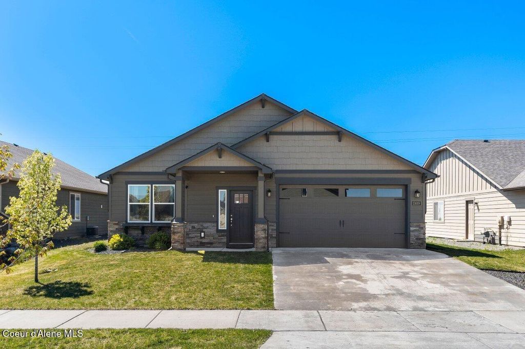 Photo of 13019 LOVELAND Way, Hayden, ID 83835 (MLS # 25-10377)