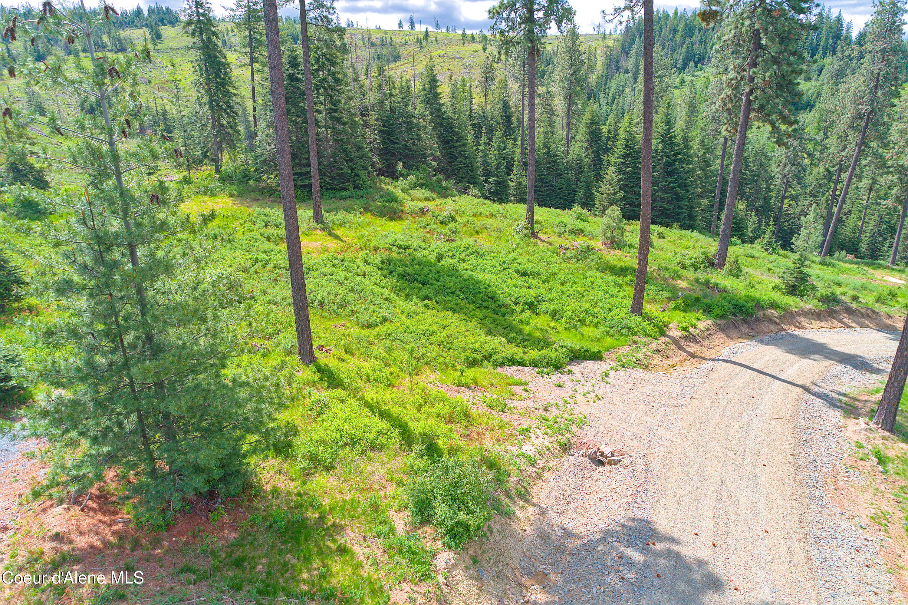 2304 S Blue Creek Rd, Coeur d'Alene, Alaska image 20
