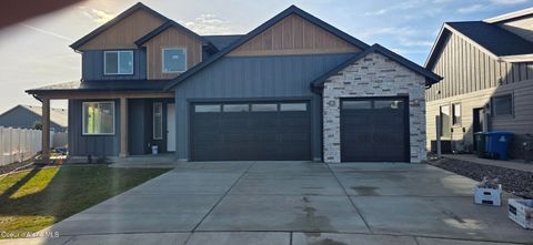 Photo of 2554 Salvation Ct, Post Falls, ID 83854 (MLS # 25-9079)