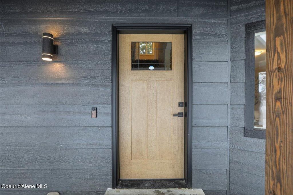 Photo of 387 Iowa Ave, Hayden, ID 83835 (MLS # 26-372)