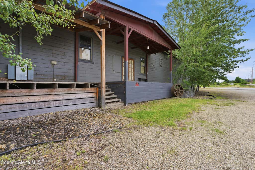 Photo of 358 Montgomery St, Priest River, ID 83856 (MLS # 26-6649)