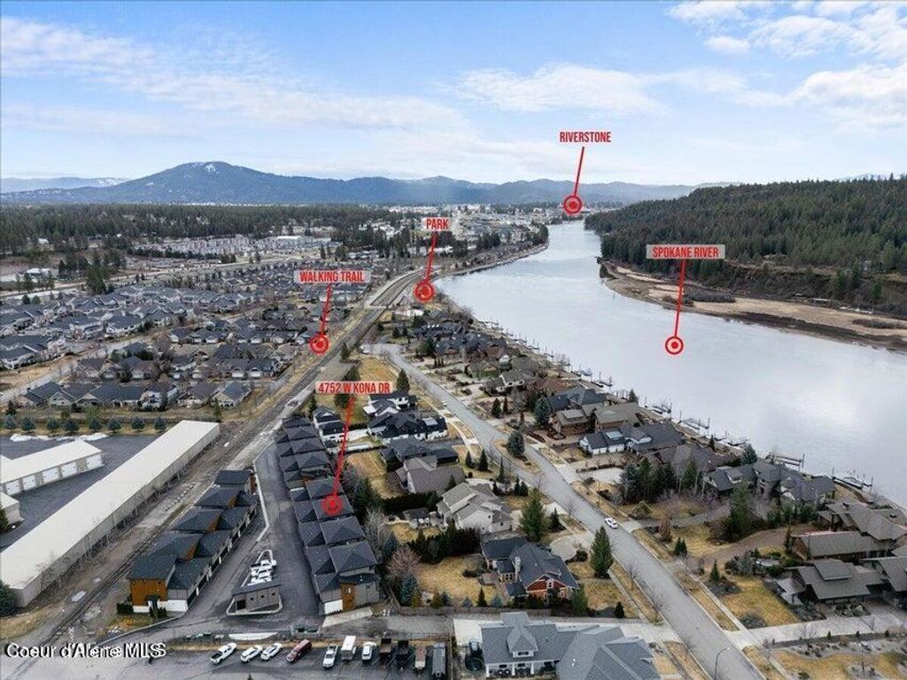 Photo of 4752 KONA Dr, Coeur dAlene, ID 83814 (MLS # 25-10918)