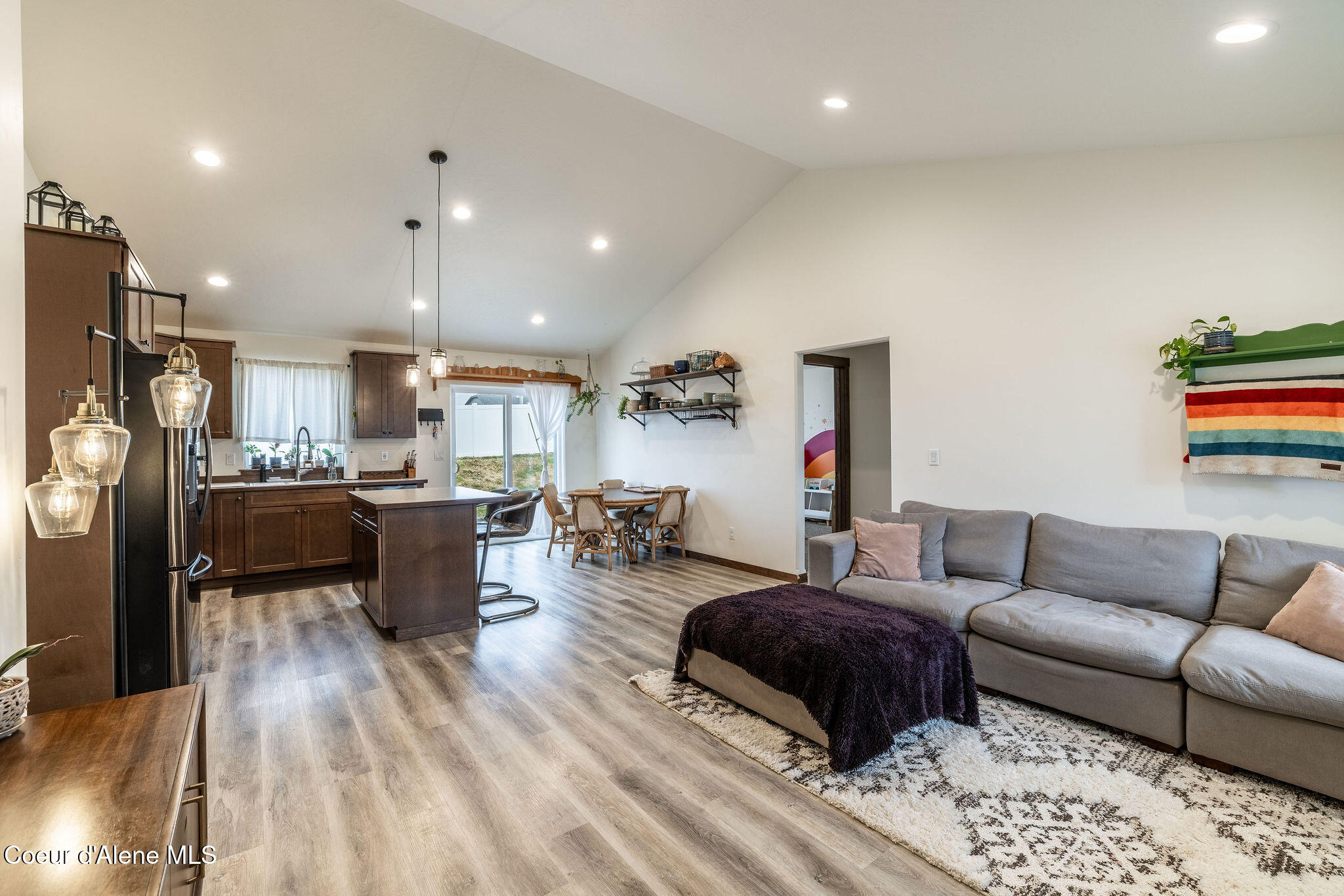 12972 N Cavanaugh Dr, Rathdrum, Alaska image 3