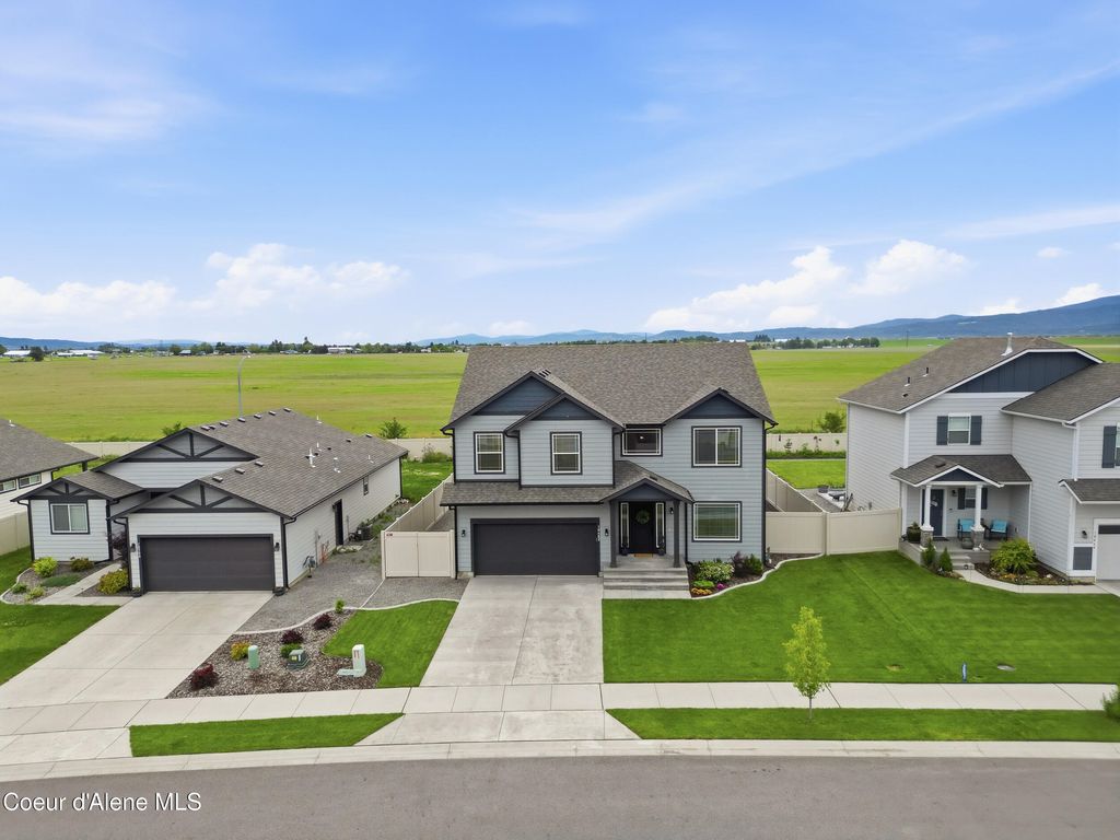 Photo of 10482 Belgrave Loop, Hayden, ID 83835 (MLS # 26-5679)