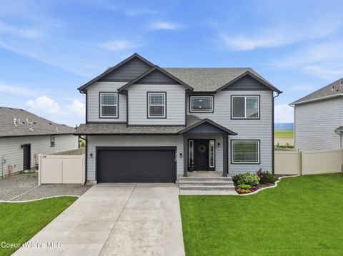 Homes For Sale - 10482 Belgrave Loop<br/> Kootenai County, Hayden, ID 83835