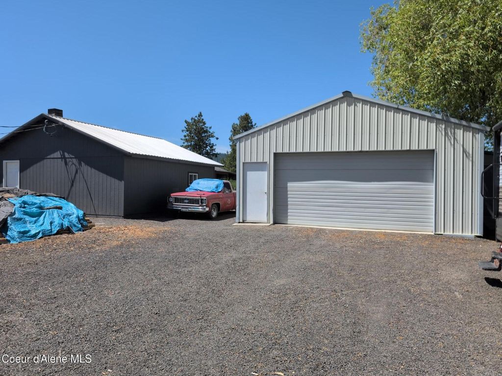 Photo of 331 15th St, Plummer, ID 83851 (MLS # 25-5933)