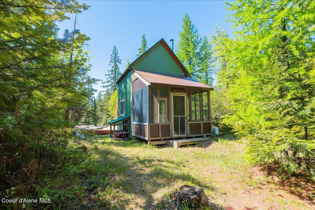 Photo of 1438 Rolling Thunder Ridge Ridge, Sandpoint, ID 83864 (MLS # 25-4647)
