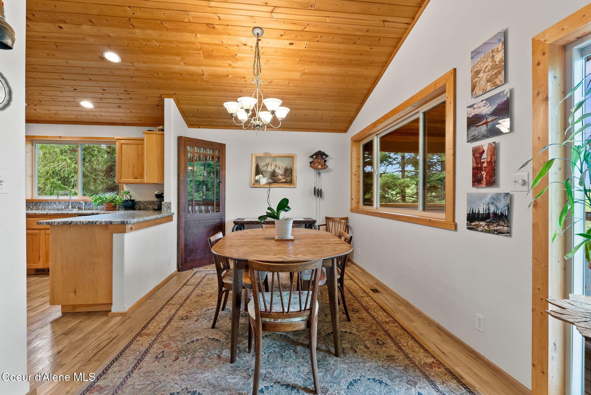 335 Tamarack Ln, Sagle, Alaska image 14