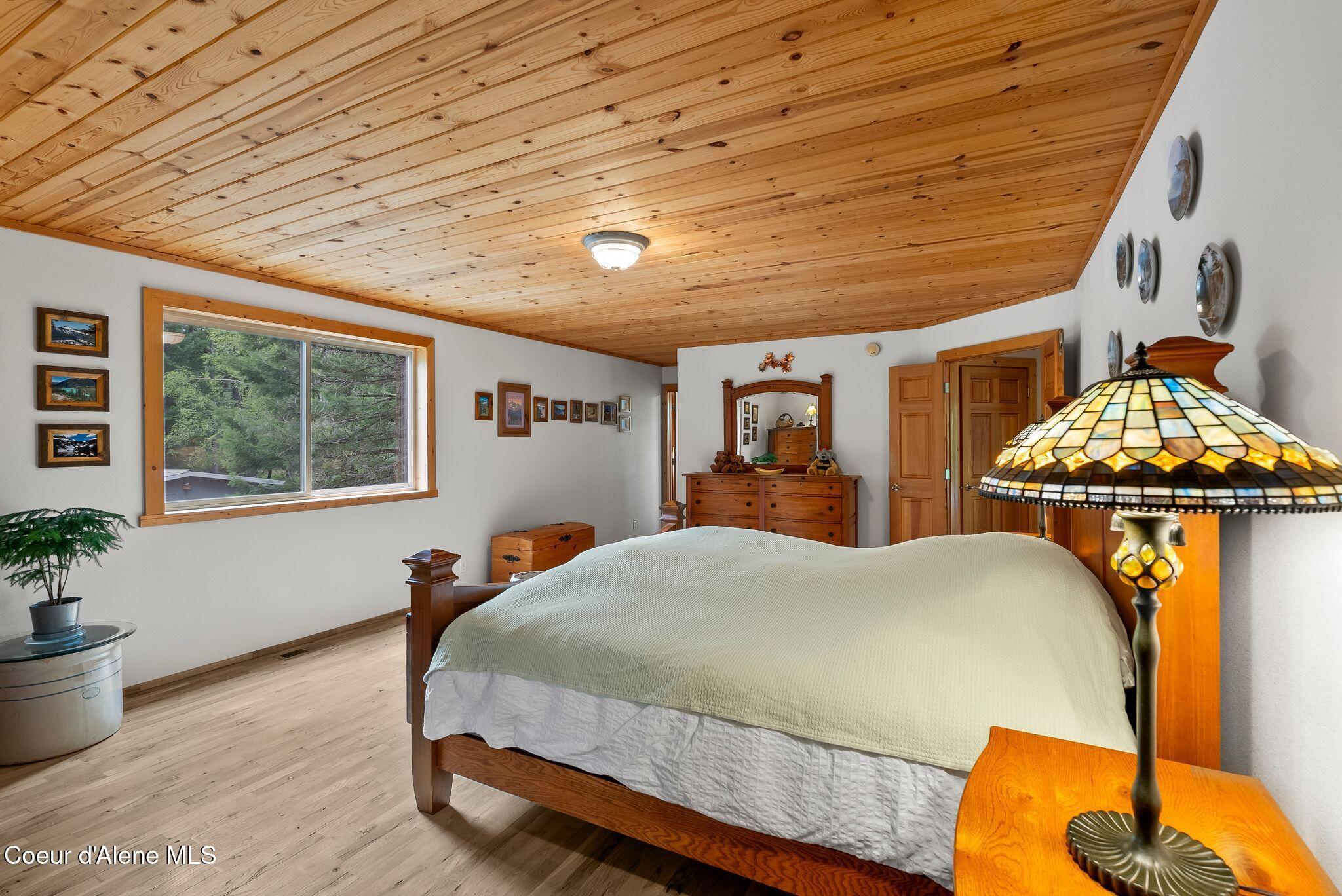 335 Tamarack Ln, Sagle, Alaska image 19