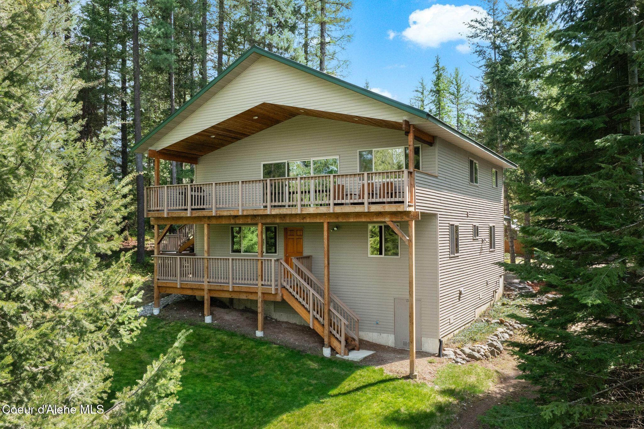 335 Tamarack Ln, Sagle, Alaska image 1