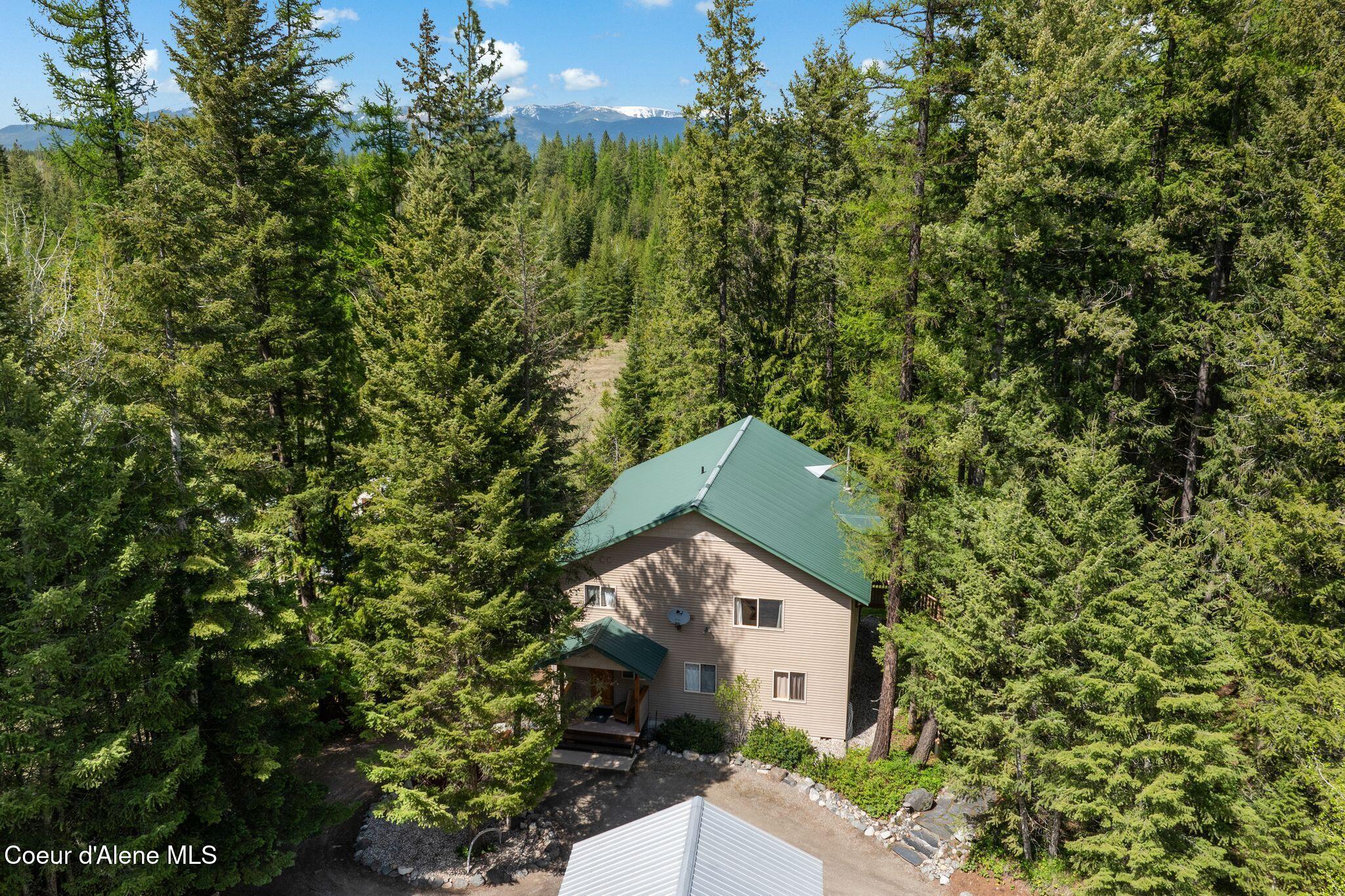 335 Tamarack Ln, Sagle, Alaska image 3