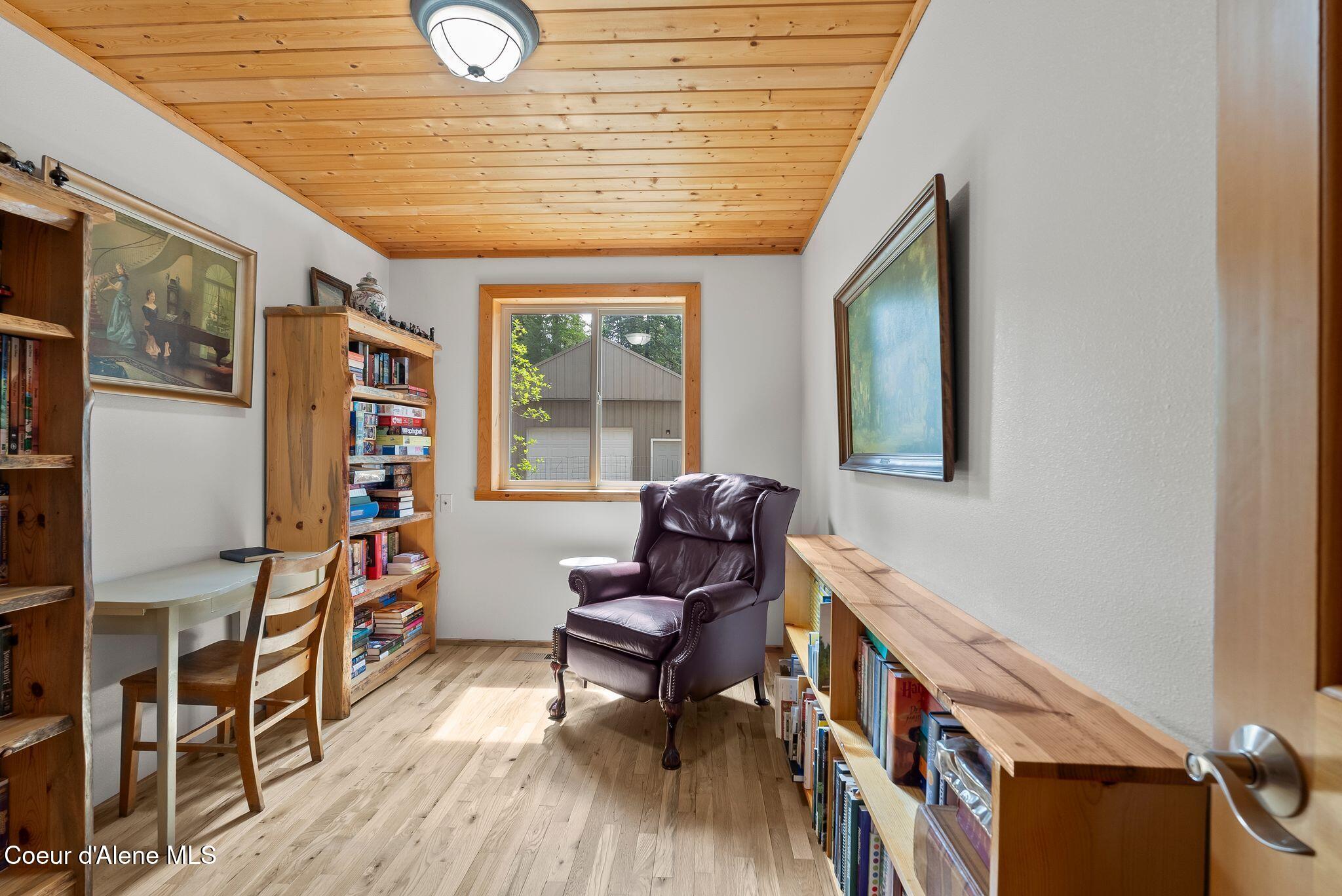 335 Tamarack Ln, Sagle, Alaska image 34