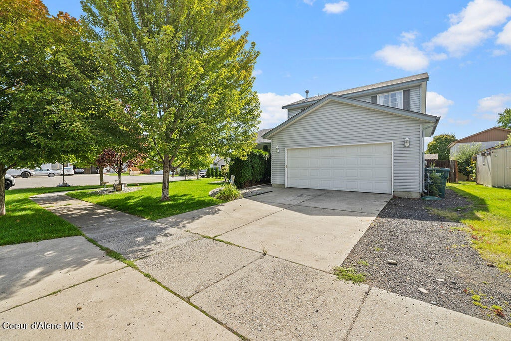 Photo of 1241 MESQUITE Ct, Post Falls, ID 83854 (MLS # 26-9259)