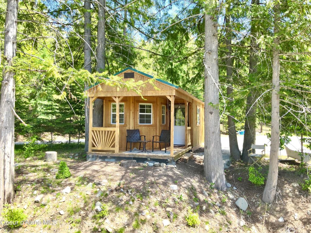 Photo of 191 Sunset View View, Hope, ID 83836 (MLS # 26-4593)