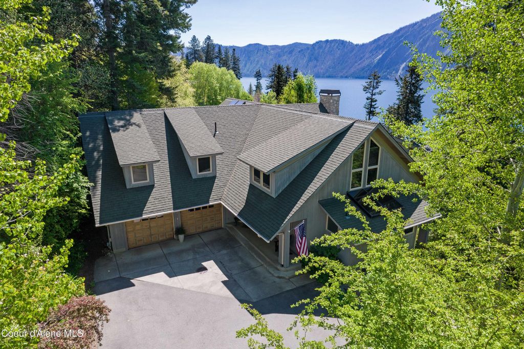 Photo of 17718 CAPE HORN Rd, Bayview, ID 83803 (MLS # 25-4456)