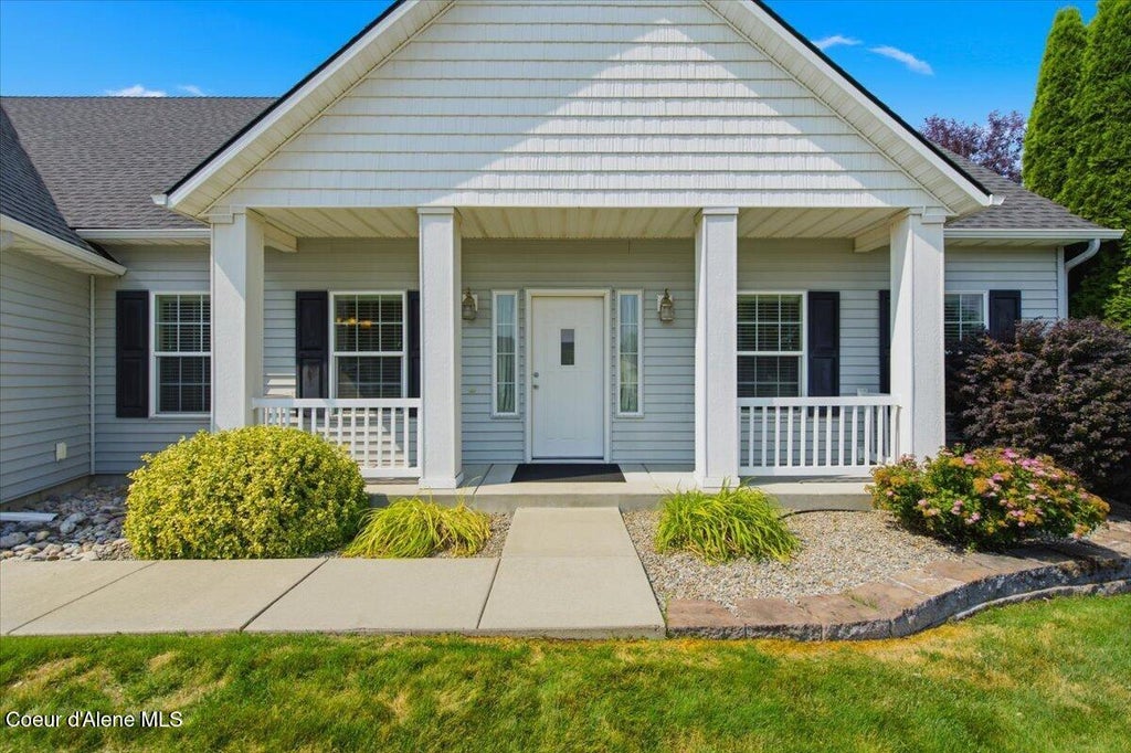 Photo of 3719 Cleveland CT, Post Falls, ID 83854 (MLS # 26-8400)