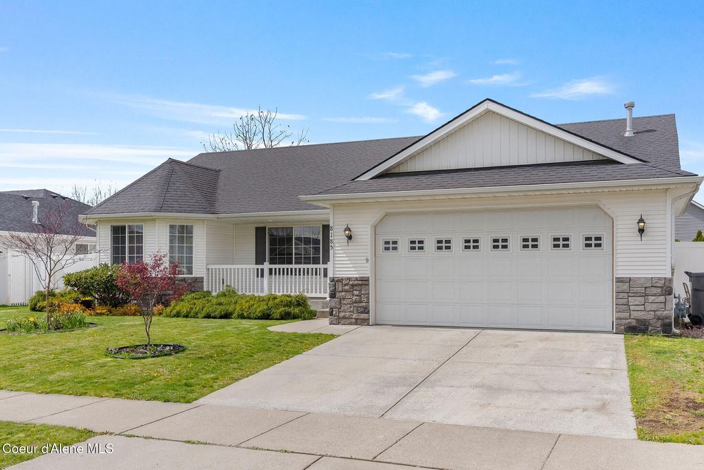 Photo of 8185 SALLY St, Hayden, ID 83835 (MLS # 26-4311)
