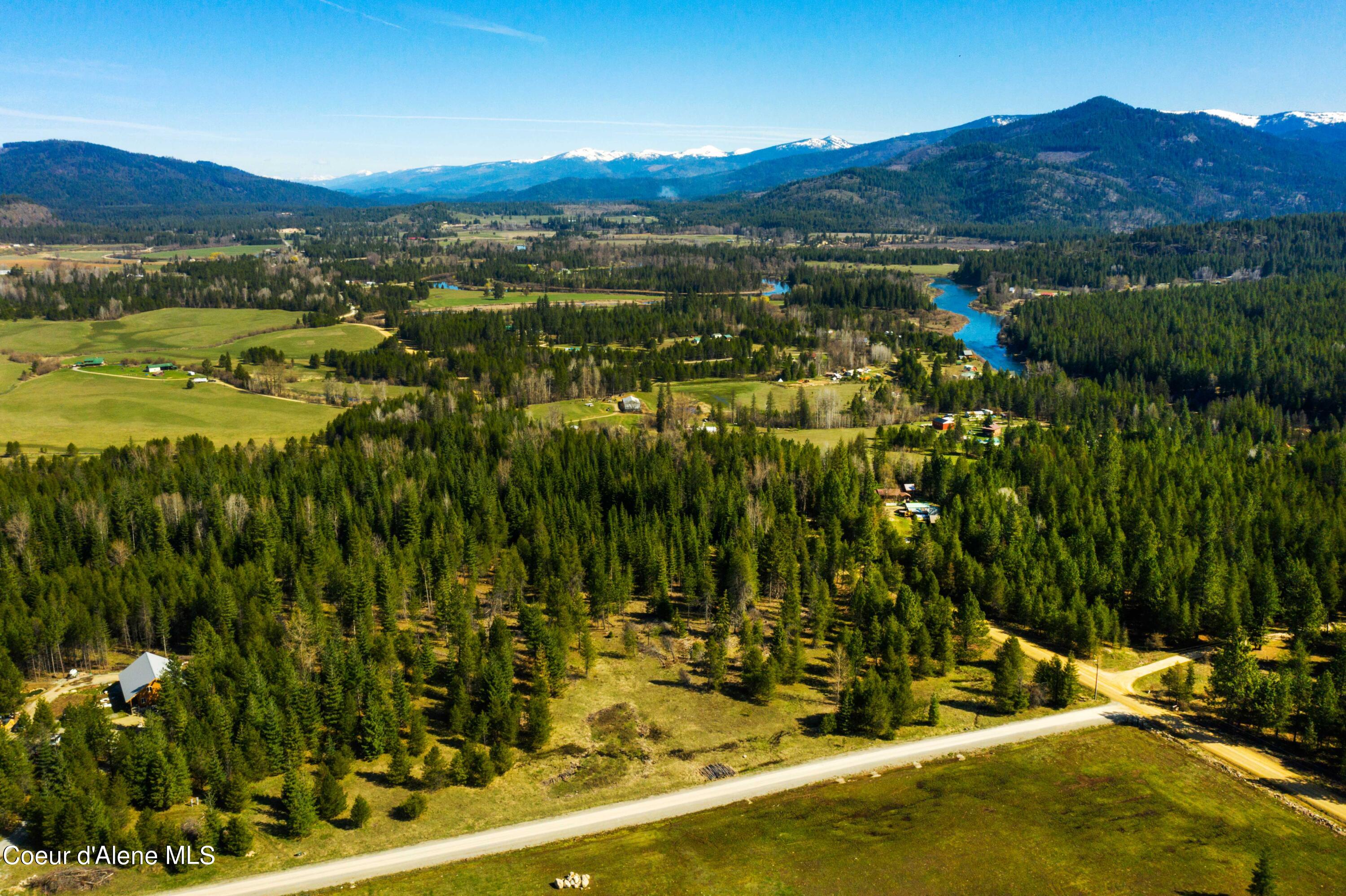 NKA Miss Kitty Ln, Priest River, Idaho image 7