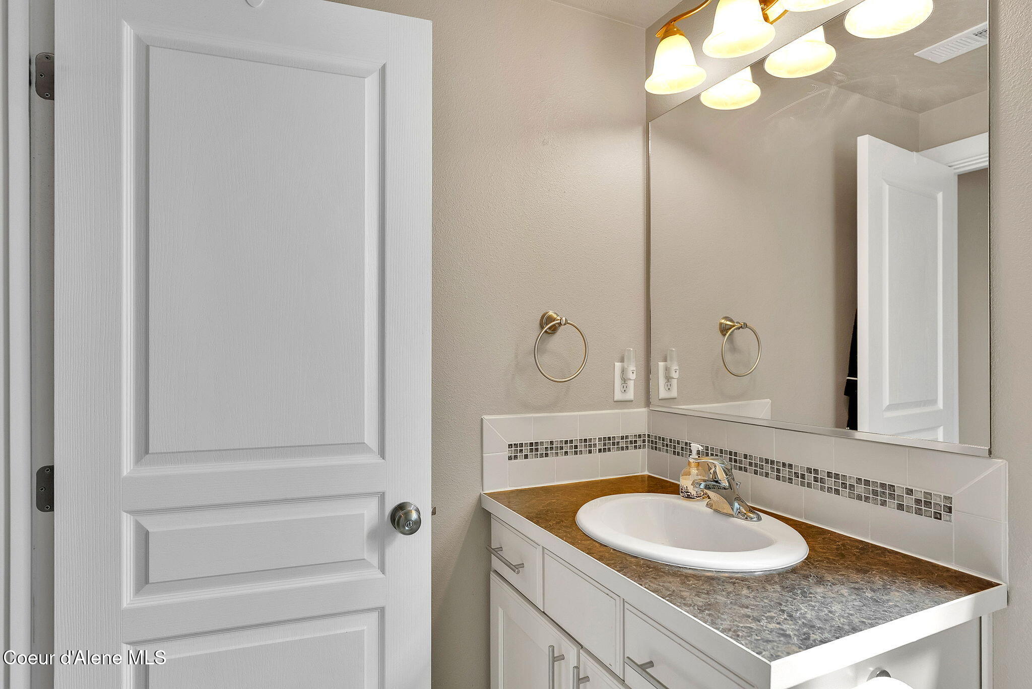3423 E Hope Avenue, Post Falls, Alaska image 24