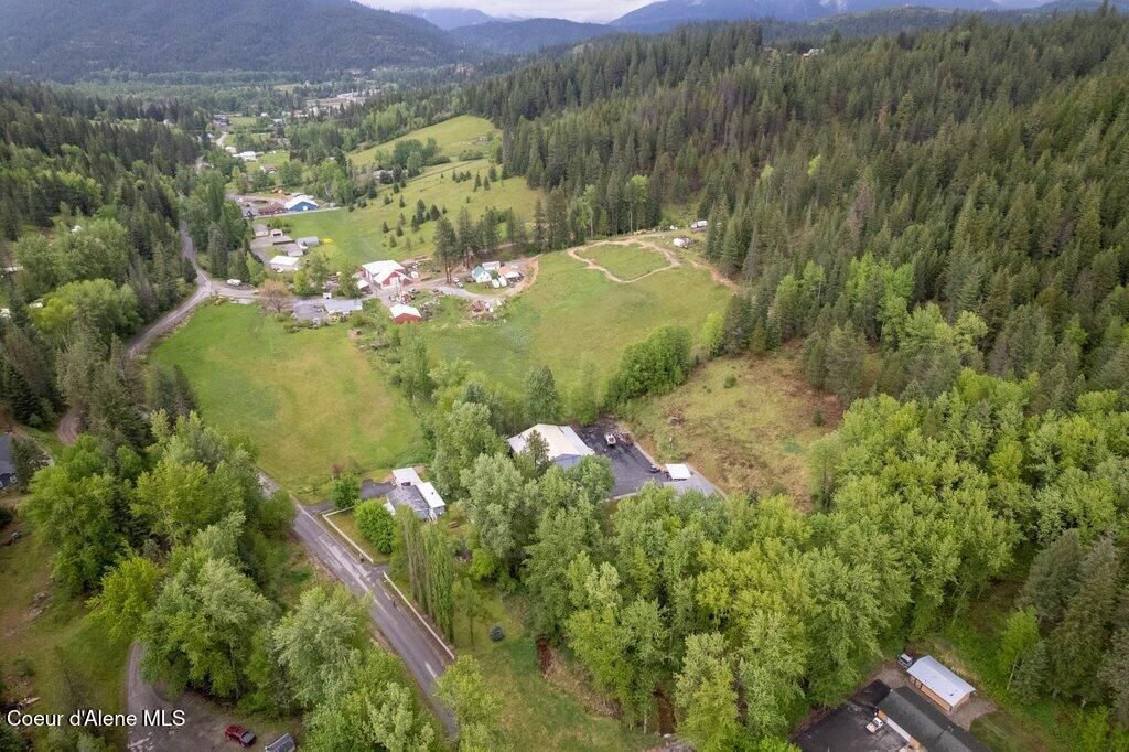 Photo of 911 French Gulch, Kingston, ID 83839 (MLS # 25-4967)