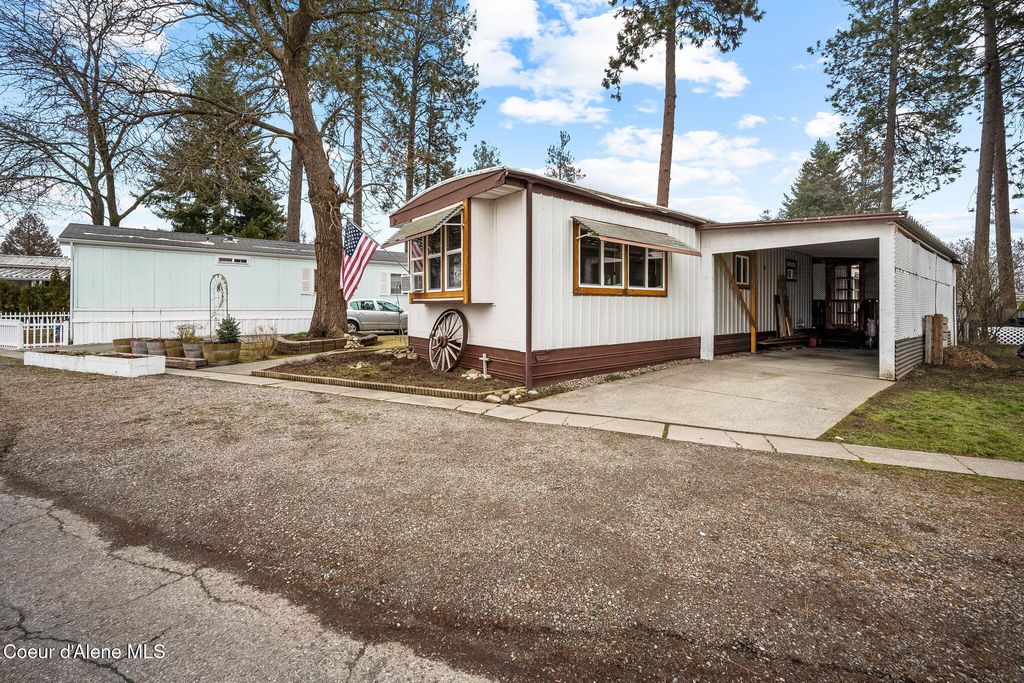 Photo of 9156 Starr Loop, Hayden, ID 83835 (MLS # 26-1169)