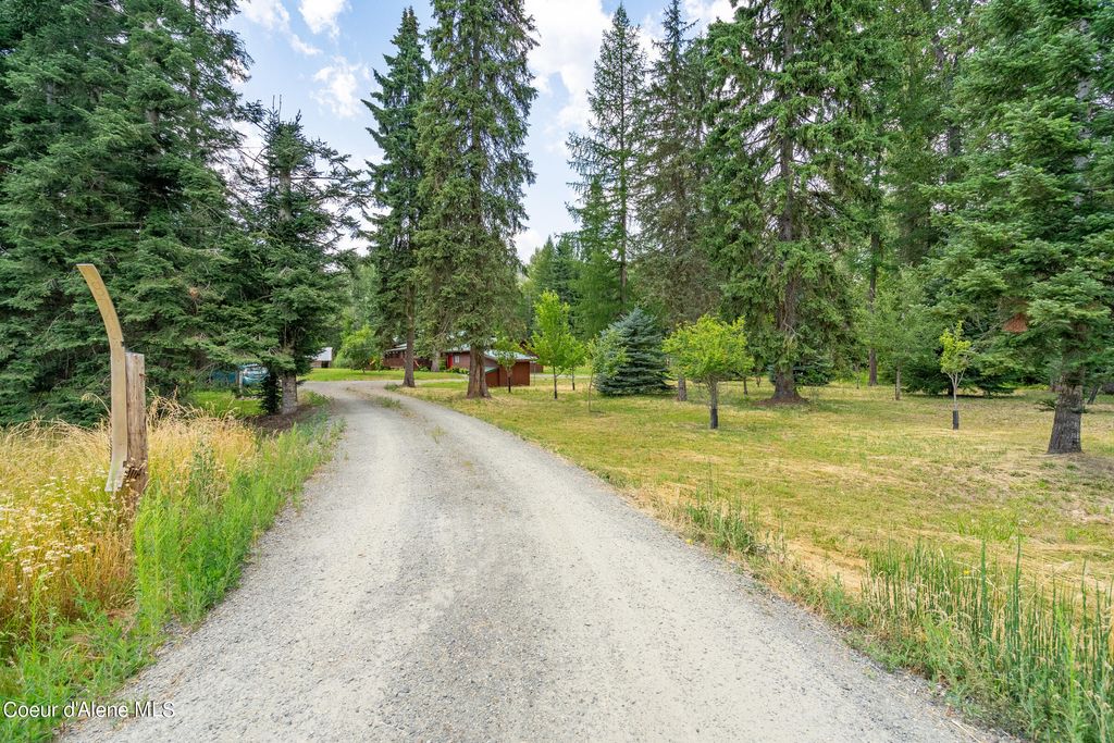 Photo of 487404 Highway 95, Sandpoint, ID 83864 (MLS # 25-11041)