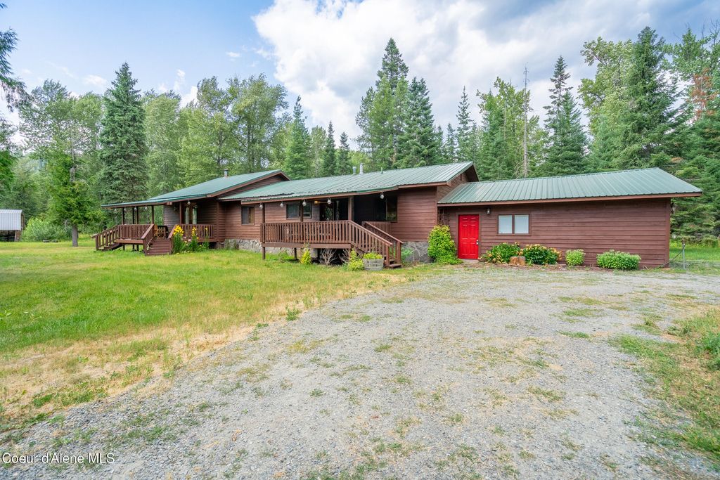 Photo of 487404 Highway 95, Sandpoint, ID 83864 (MLS # 25-11041)