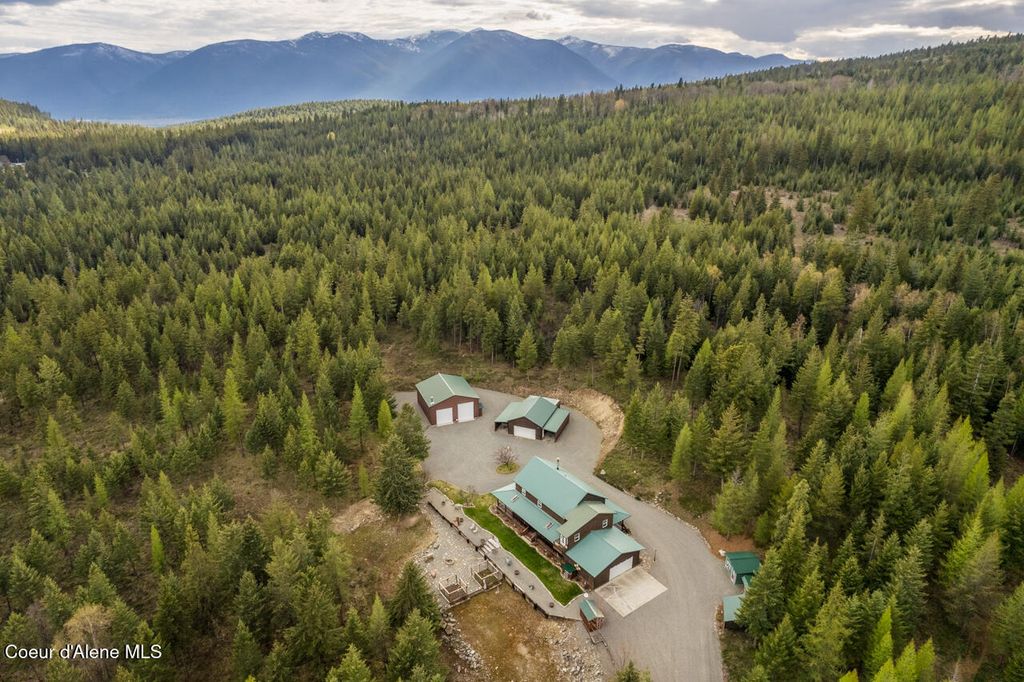 Photo of 516 Culvert Ln, Bonners Ferry, ID 83805 (MLS # 26-4283)