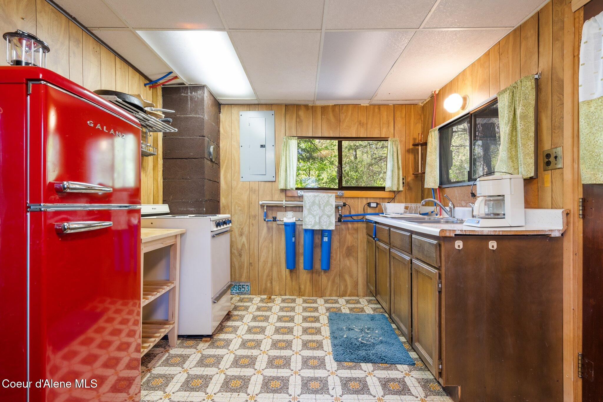 50 W Poirier Rd, Newport, Alaska image 6