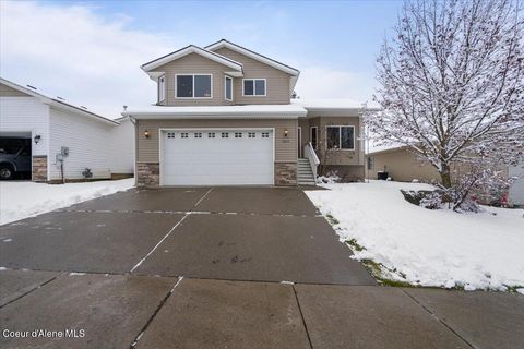 Photo of 4224 Brookie Dr, Post Falls, ID 83854 (MLS # 26-2244)