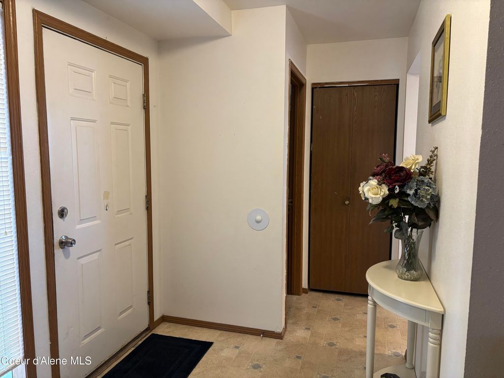 Photo of 105 Borah Ave, Coeur dAlene, ID 83814 (MLS # 26-2660)