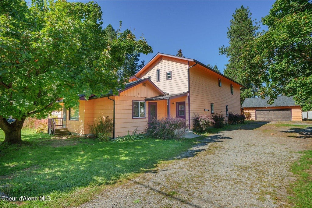 Photo of 1523 Nettleton Gulch Rd, Coeur dAlene, ID 83815 (MLS # 26-9657)