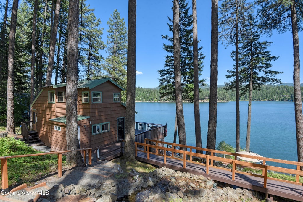 Photo of 15039 Shenandoah DR, Hayden, ID 83835 (MLS # 26-6768)