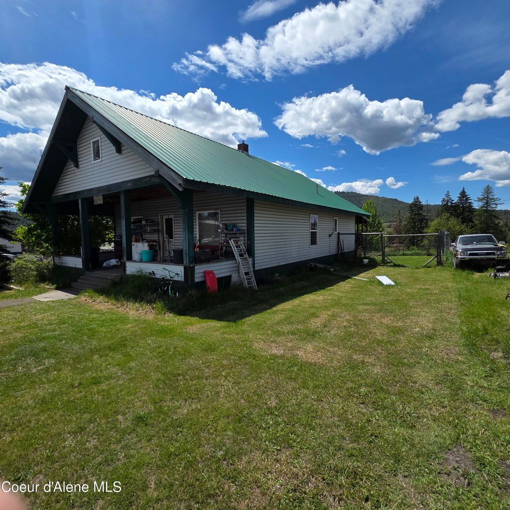 Photo of 64042 Highway 3, Fernwood, ID 83830 (MLS # 26-5270)