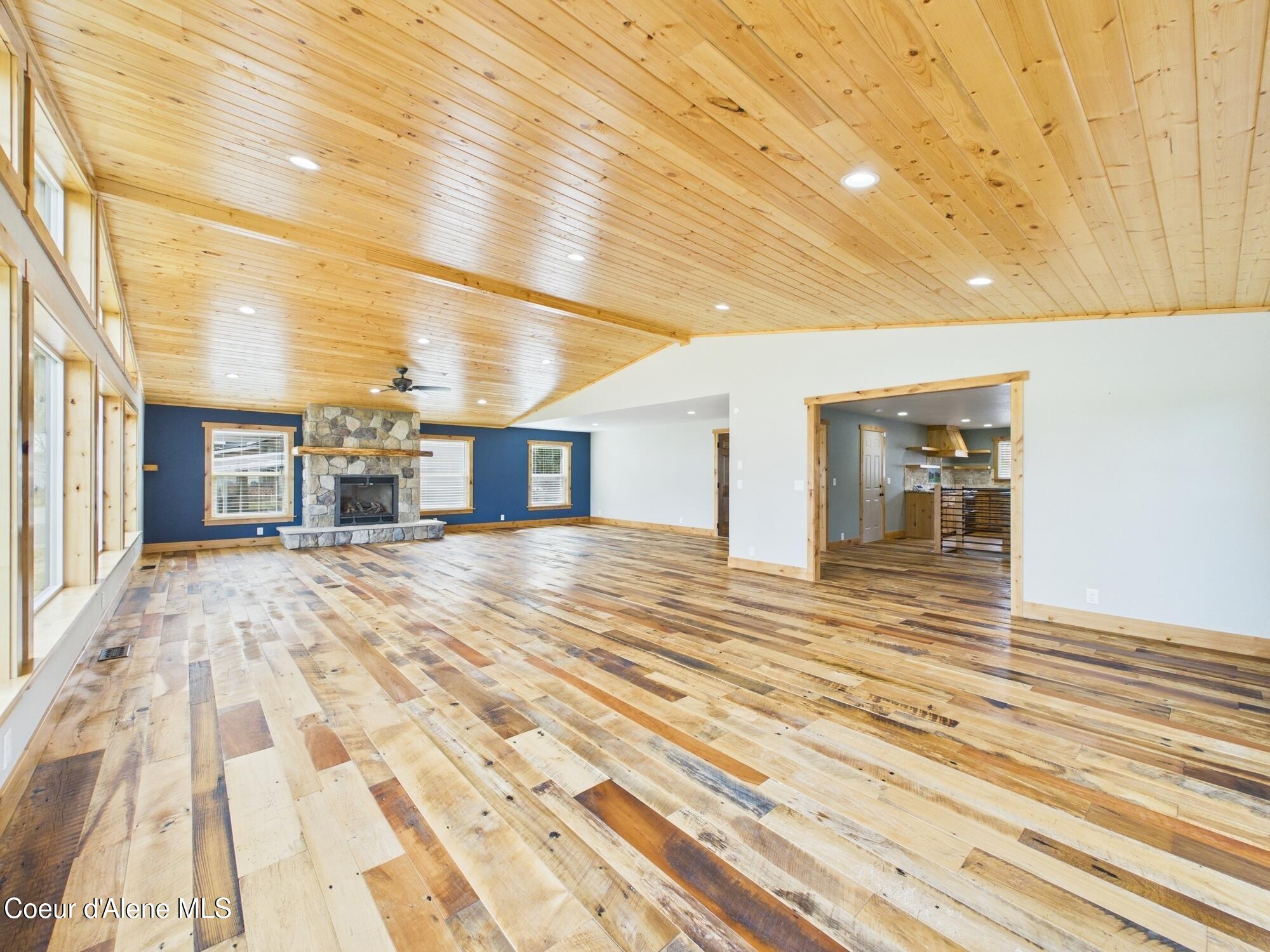 307 Woodland Dr, Pinehurst, Texas image 11