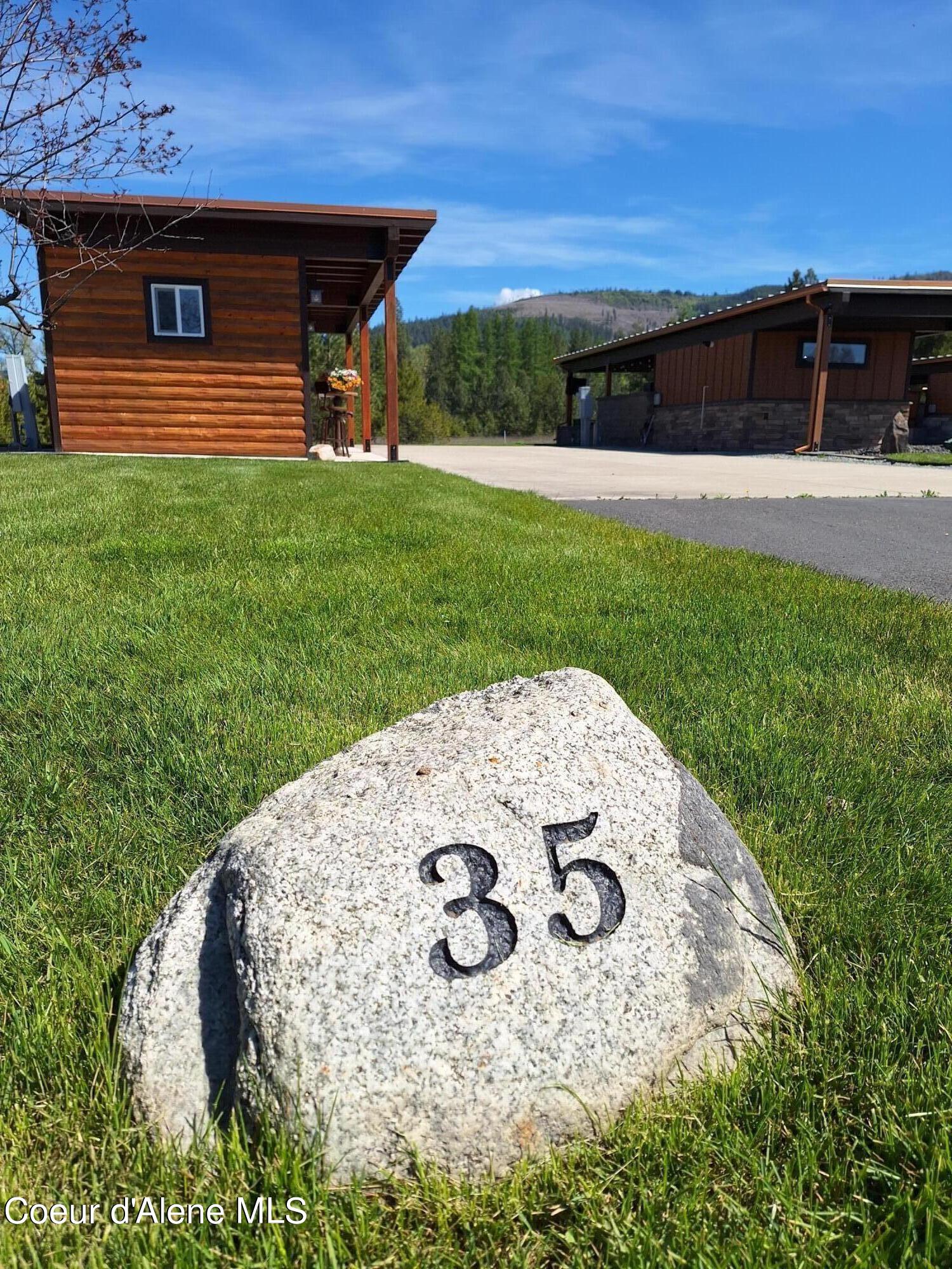 35 Sand Trap Ln, Blanchard, Idaho image 13