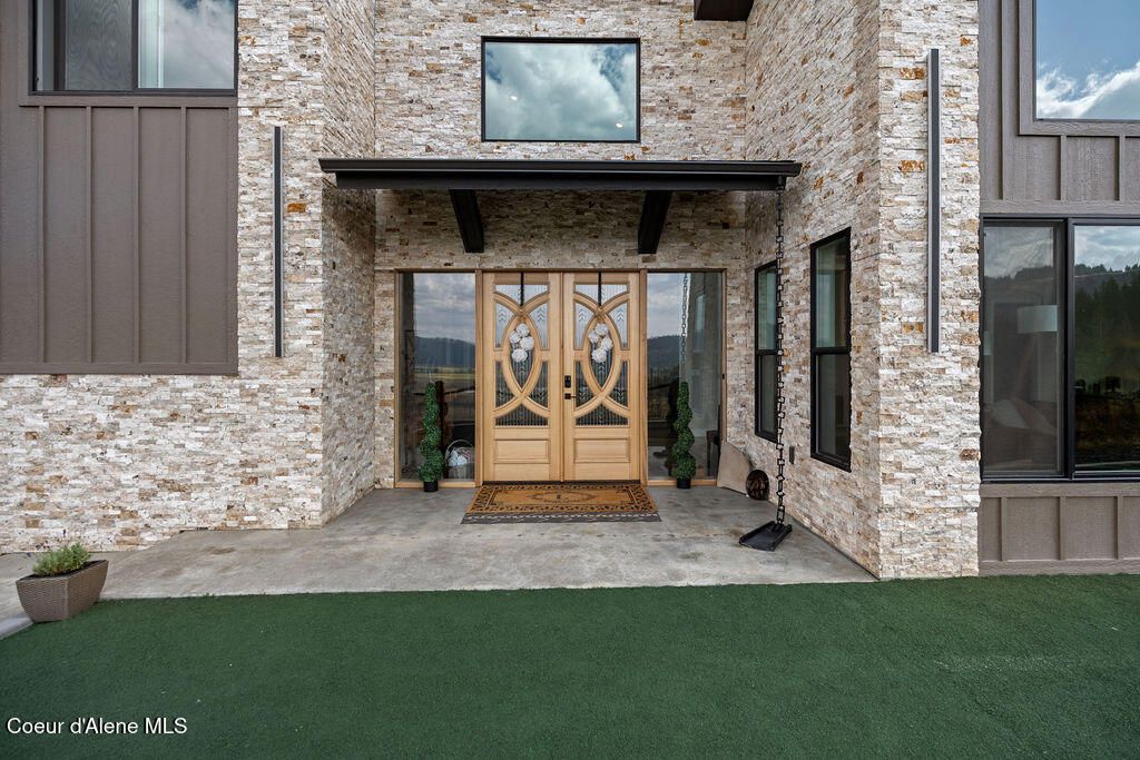 Photo of 551 Patriots, St. Maries, ID 83861 (MLS # 25-3668)