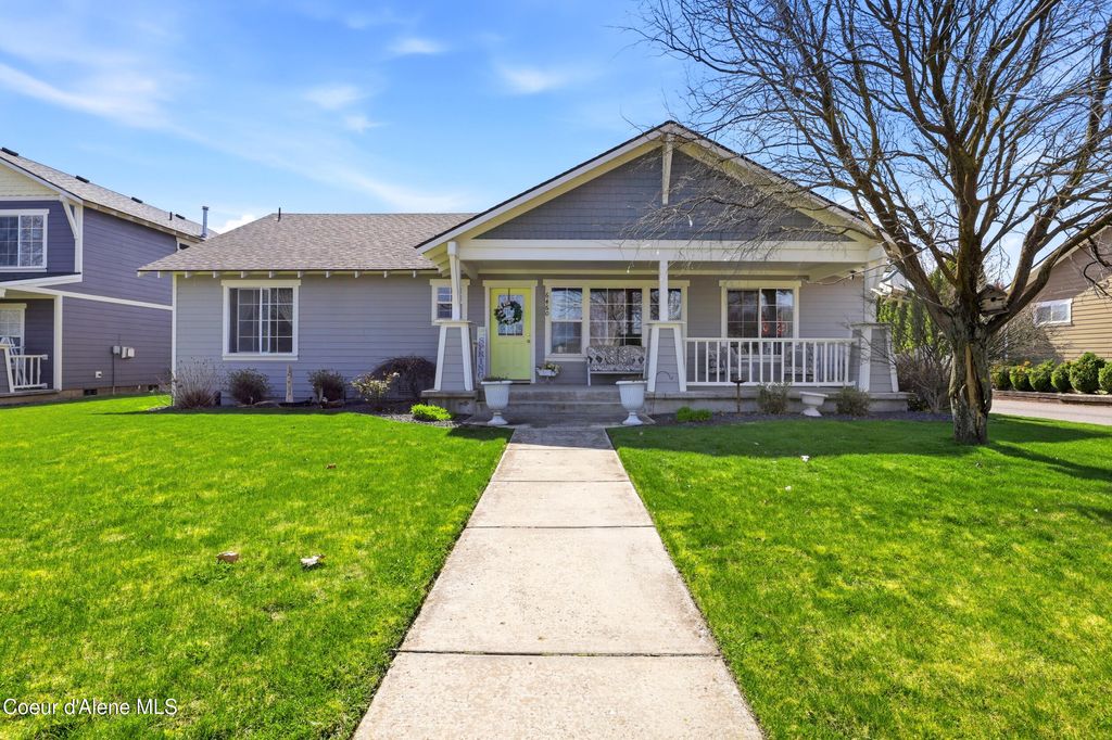Photo of 6460 Majestic Ave, Rathdrum, ID 83858 (MLS # 26-4233)