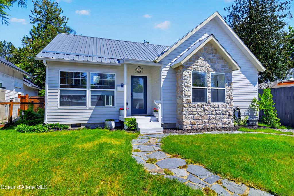 Photo of 311 Third, Sandpoint, ID 83864 (MLS # 26-5308)