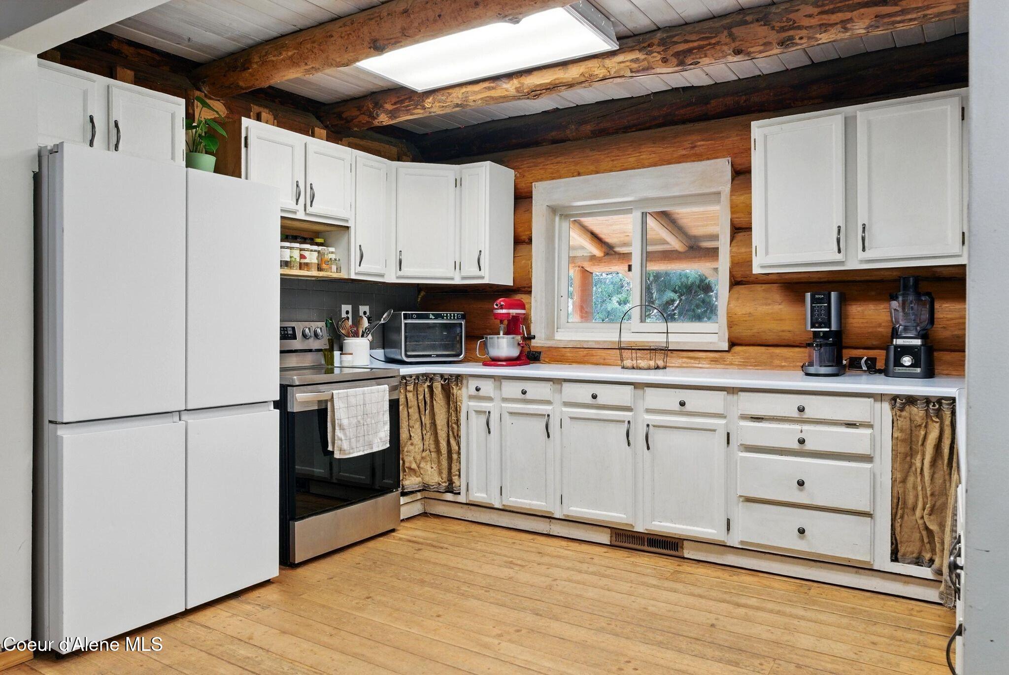 76 S Shadow Valley Ln, Clark Fork, Alaska image 32
