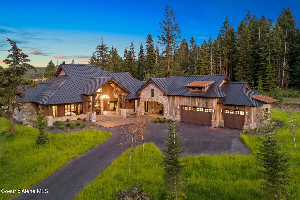 Photo of 2848 Lower Pasture Rd, Harrison, ID 83833 (MLS # 26-4097)