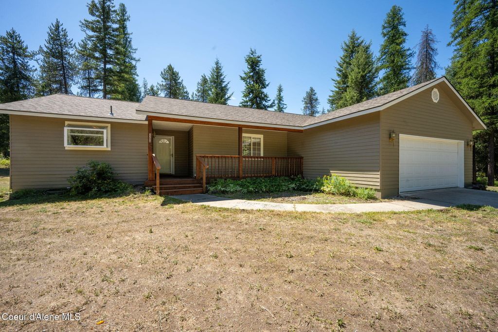 Photo of 32089 NEWMAN Dr, Spirit Lake, ID 83869 (MLS # 25-7822)