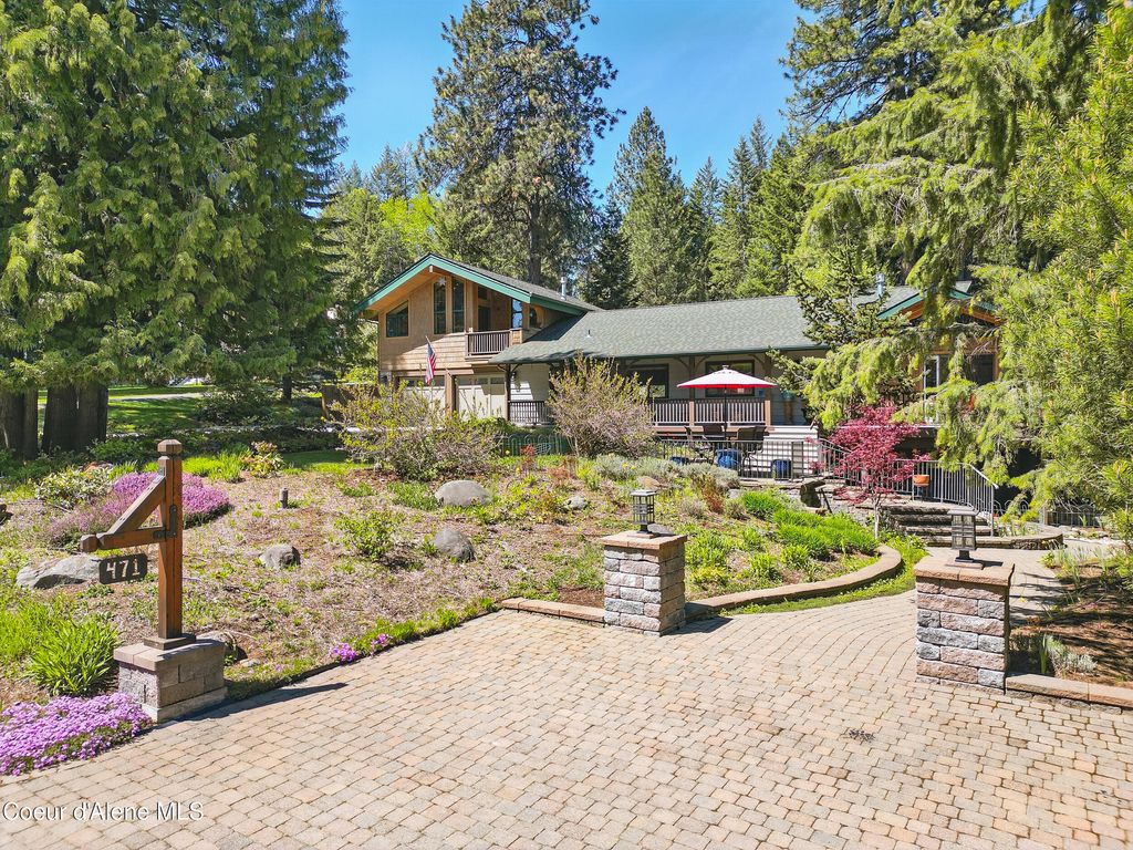 Photo of 471 Kaniksu Shores Rd Rd, Sandpoint, ID 83864 (MLS # 25-5266)