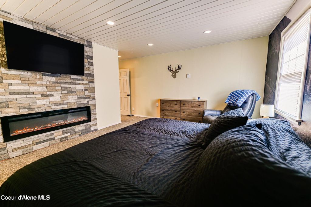 Photo of 104 9th, Silverton, ID 83867 (MLS # 26-1036)