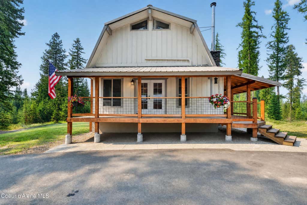 Photo of 77091 Highway 3, St. Maries, ID 83861 (MLS # 26-8177)