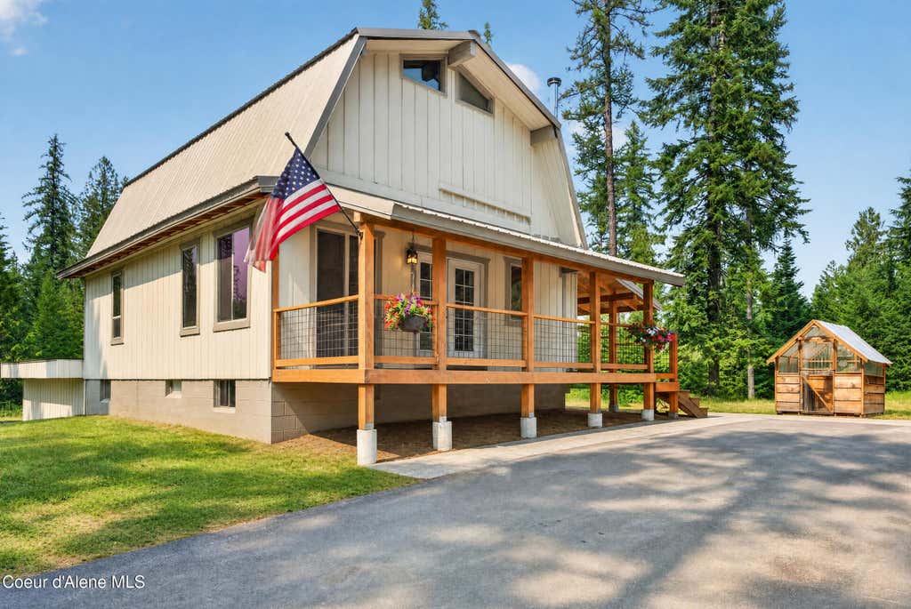 Photo of 77091 Highway 3, St. Maries, ID 83861 (MLS # 26-8177)