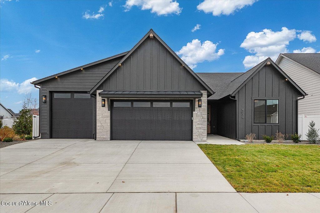 Photo of 4034 Junebug St, Post Falls, ID 83854 (MLS # 25-11001)