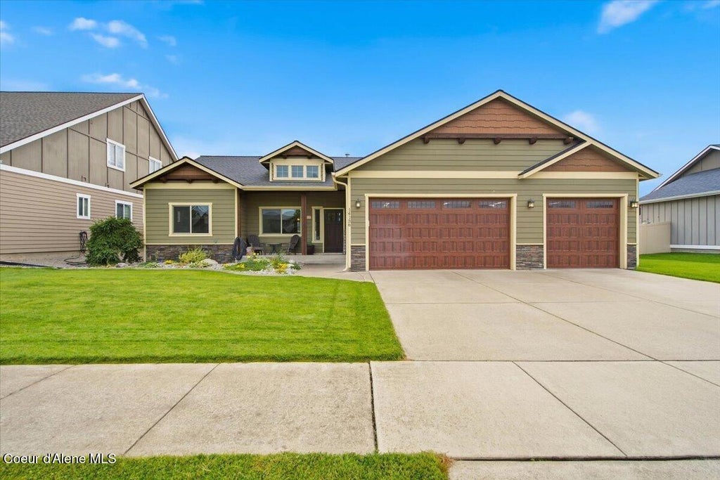Photo of 14136 Pristine CIR, Rathdrum, ID 83858 (MLS # 26-9396)