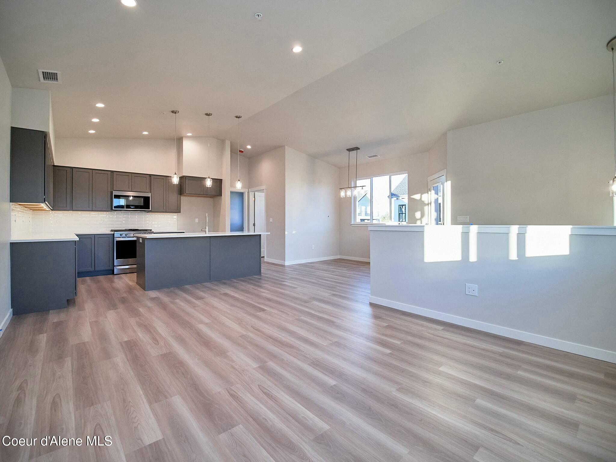 900 E Railroad Ave #102, Post Falls, Texas image 6